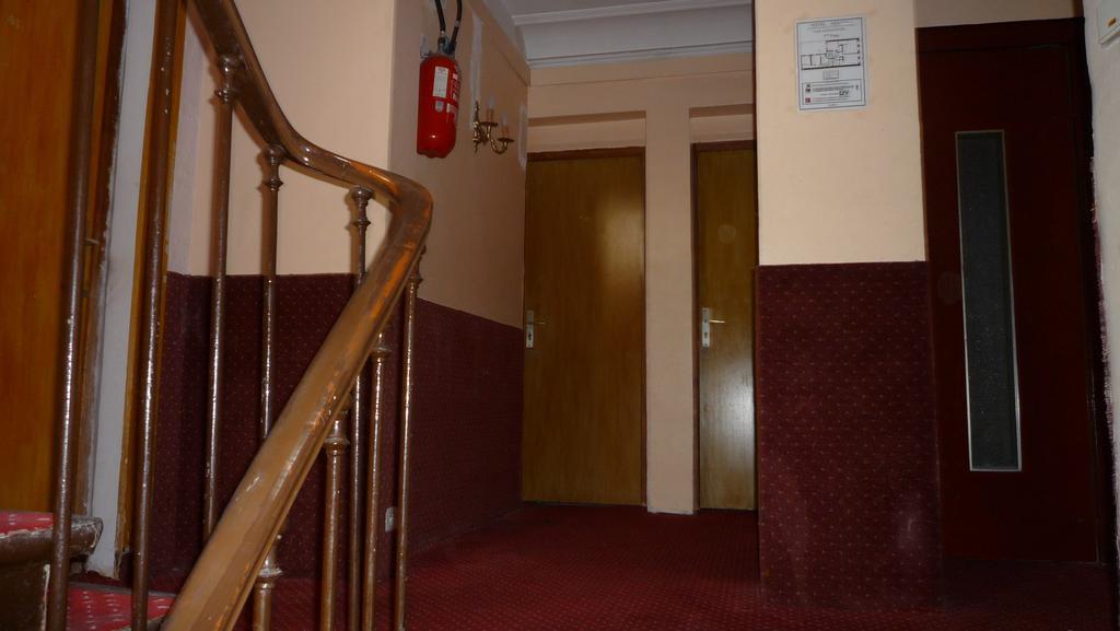 Hotel Adele & Jules Paris Bagian luar foto
